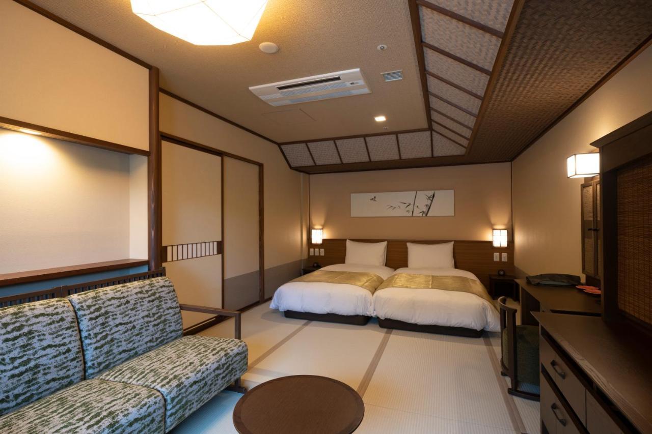 Jozankei Onsen Yurakusoan Hotel Sapporo Exterior photo