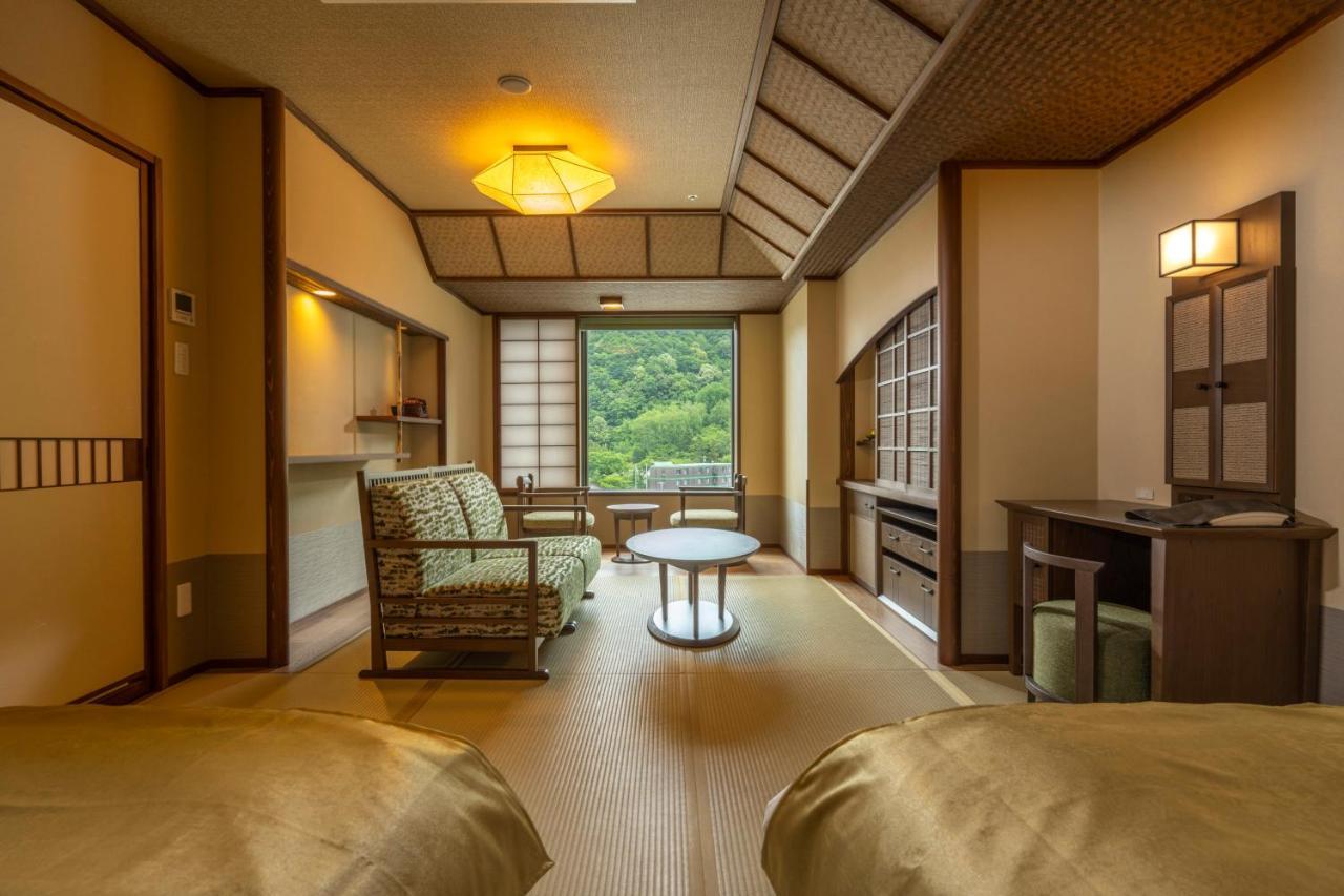 Jozankei Onsen Yurakusoan Hotel Sapporo Exterior photo