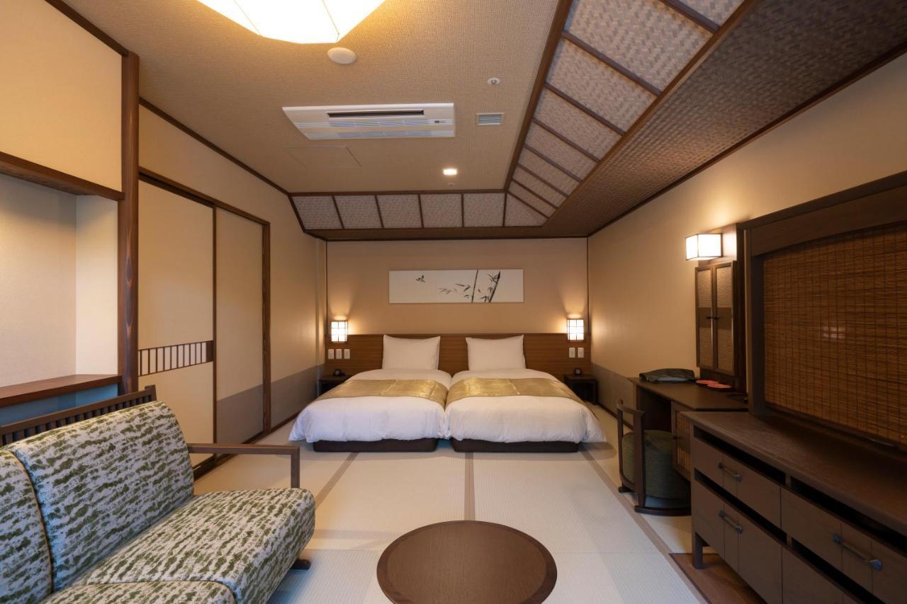 Jozankei Onsen Yurakusoan Hotel Sapporo Exterior photo